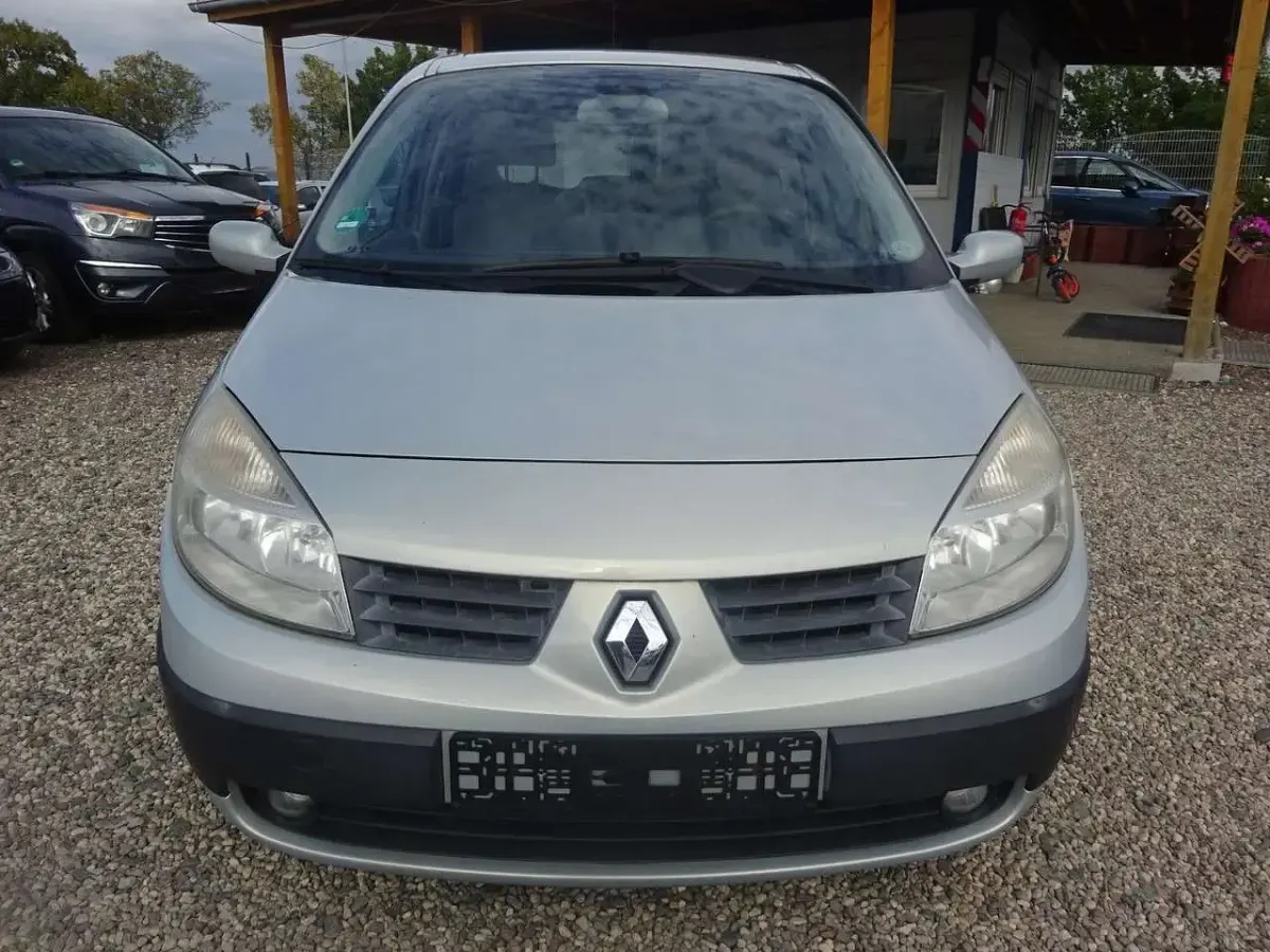 Gebraucht Renault Scénic Authentique 113 PS (83 kW) 2003 Silber Van / Kleinbus