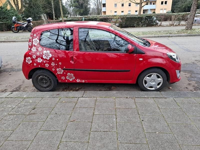 Gebraucht Renault Twingo 60 PS (44 kW) 2009 Rot Kleinwagen