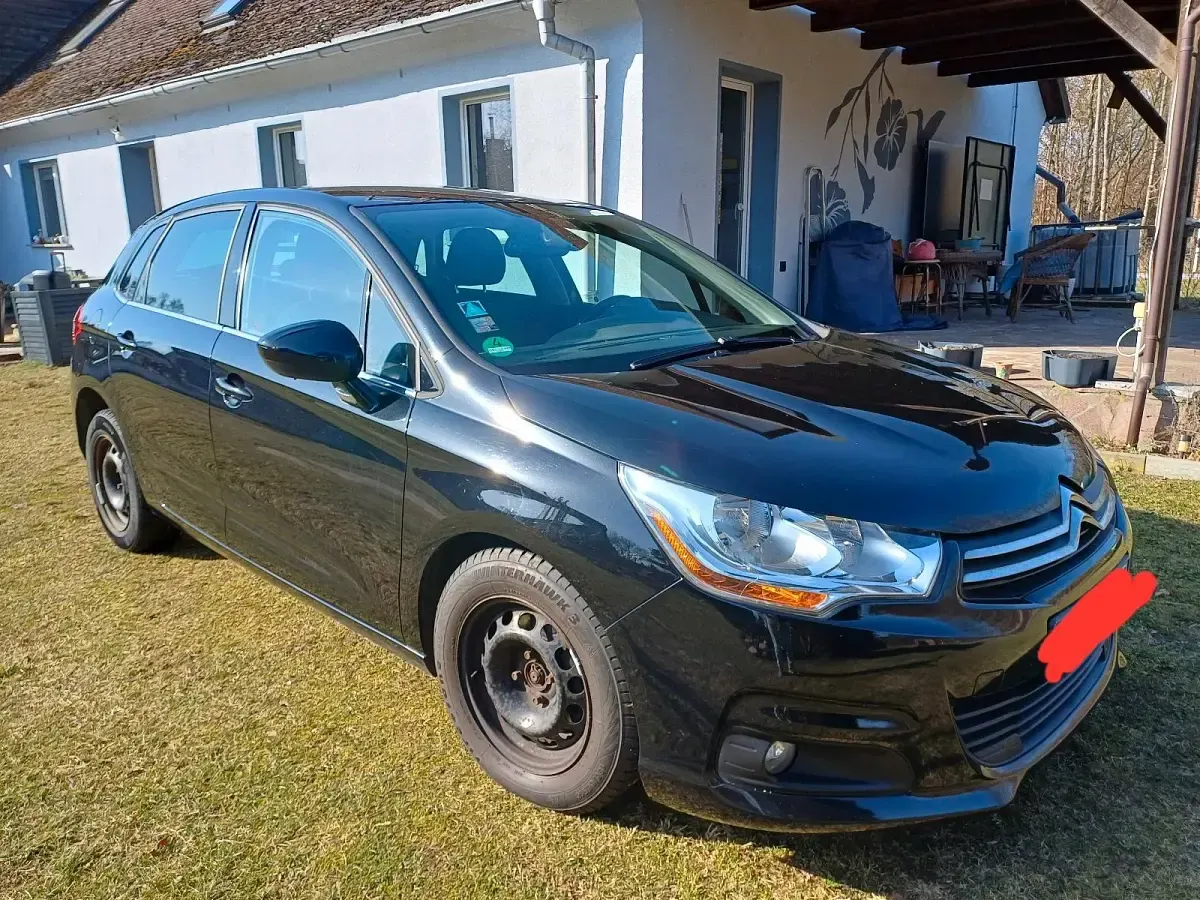 Gebraucht Citroën C4 120 PS (88 kW) 2012 Schwarz Limousine