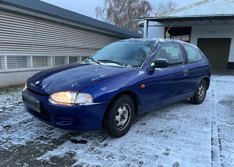 Blau Gebraucht 1998 Mitsubishi Colt Kleinwagen | 550 € (Superpreis) - Bild 1/4