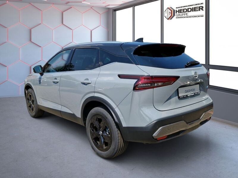 Gebraucht Nissan Qashqai Black Edition 190 PS (139 kW) 2024 Grau SUV