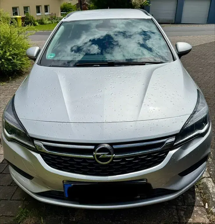 Gebraucht Opel Astra Edition 110 PS (80 kW) 2018 Silber Kombi