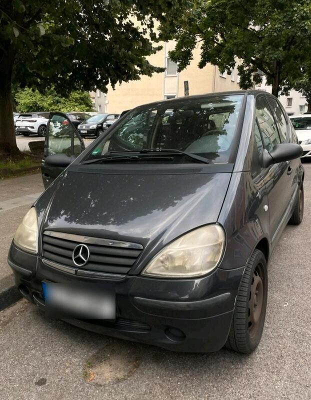Grau Gebraucht 2000 Mercedes A170 Kleinwagen | 500 € (Fairer Preis) - Bild 1/4