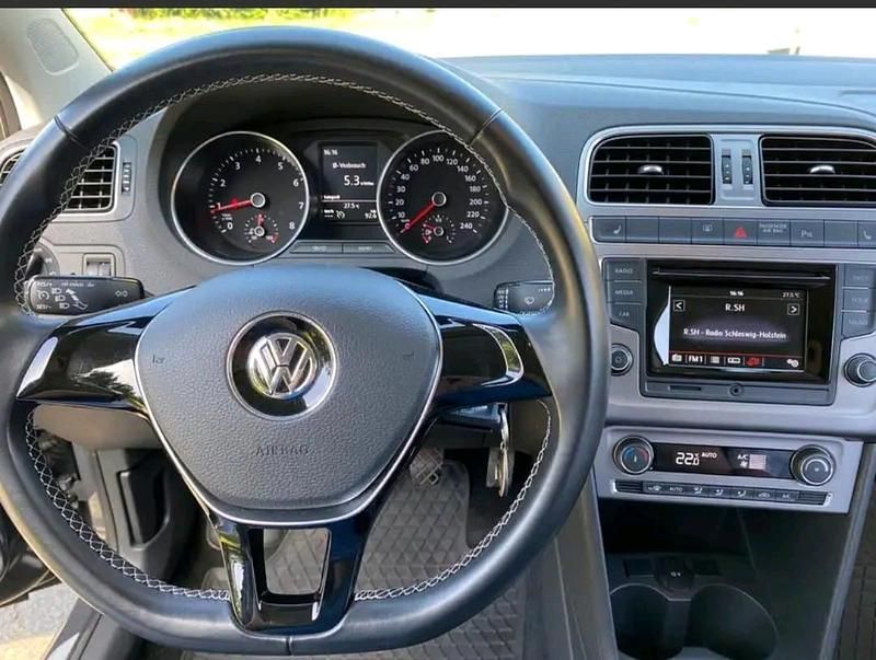 Gebraucht VW Polo LOUNGE 60 PS (44 kW) 2016 Grau Kleinwagen