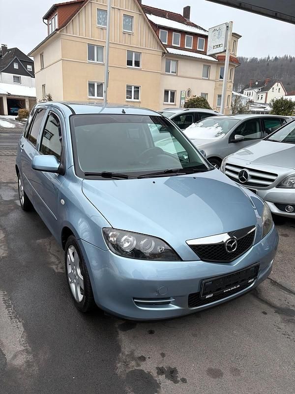 Blau Gebraucht 2007 Mazda 2 Kleinwagen | 1.990 € (Guter Preis) - Bild 1/4