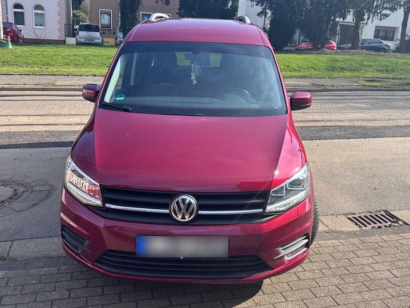 Gebraucht VW Caddy Comfortline 102 PS (75 kW) 2016 Rot Van / Kleinbus