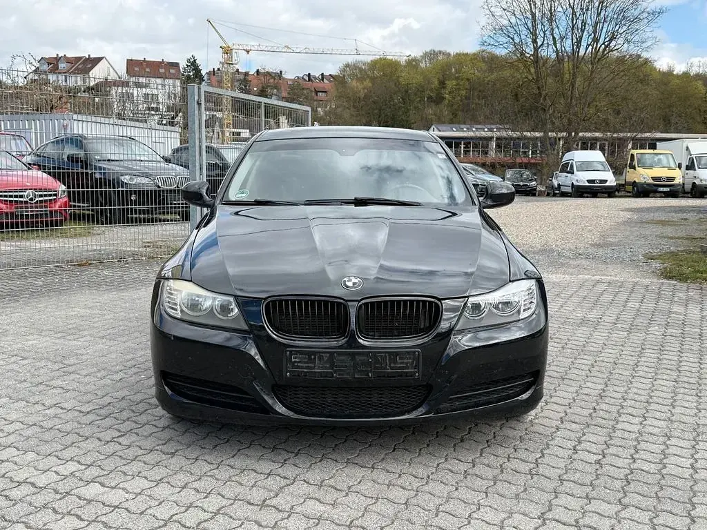 Gebraucht BMW 316 Comfort Edition 116 PS (85 kW) 2009 Schwarz Limousine
