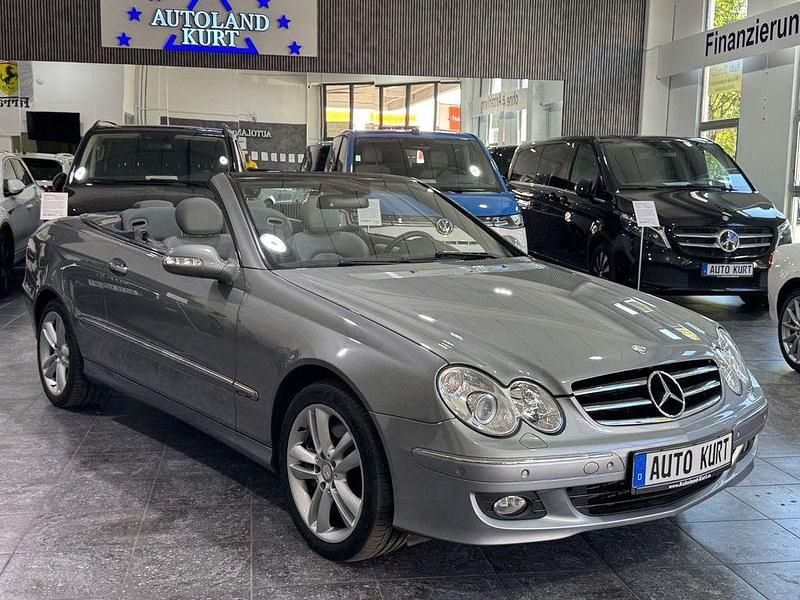 Gebraucht Mercedes CLK320 224 PS (164 kW) 2009 Grau Cabrio