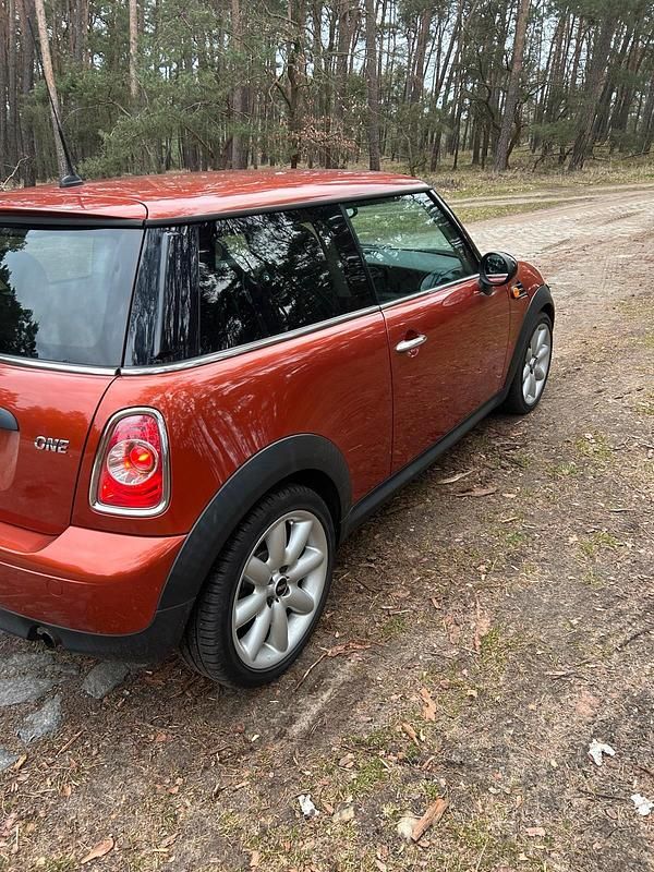 Usado Mini ONE 75 HP (55 kW) 2010 Laranja Citadino