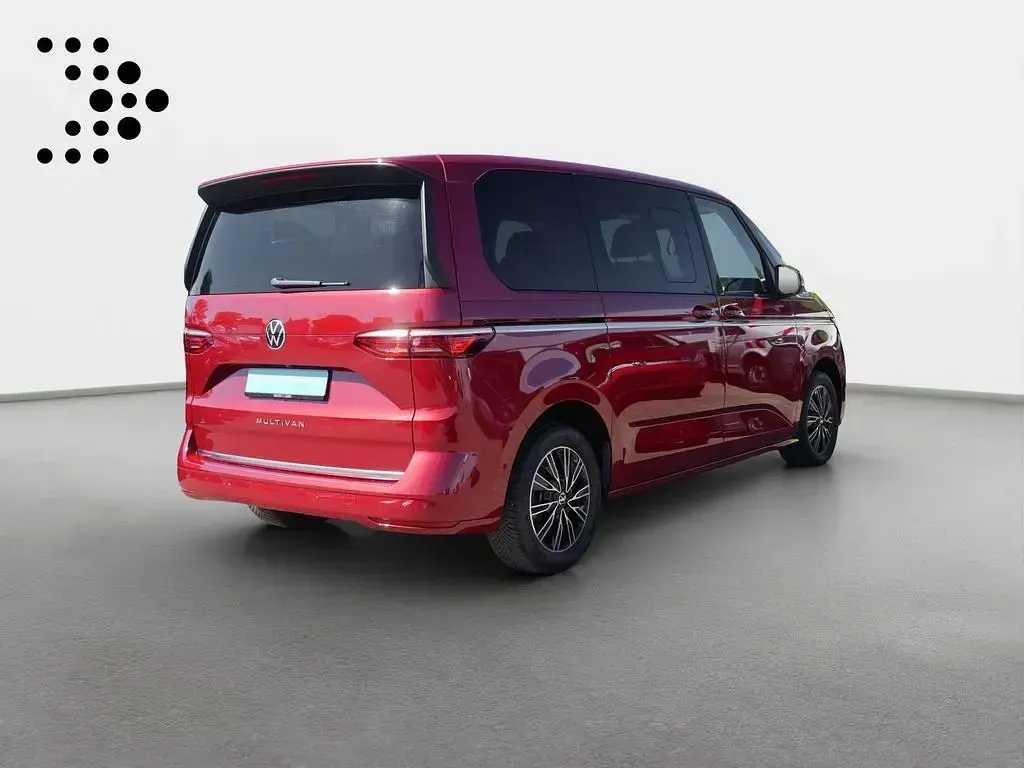 Gebraucht VW Multivan Style 204 PS (150 kW) 2023 Rot Van / Kleinbus