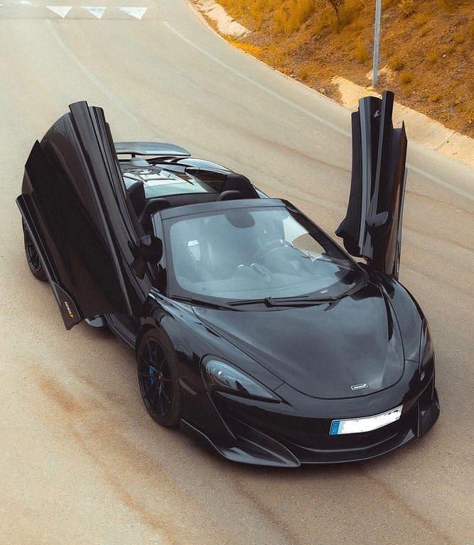 Schwarz Gebraucht 2020 McLaren 600LT Spider Cabrio | 239.900 € - Bild 1/4