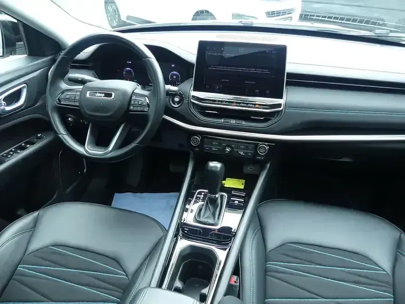 Gebraucht Jeep Compass 190 PS (139 kW) 2023 Weiß SUV