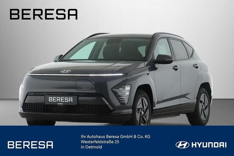 Grau Neu 2025 Hyundai Kona Trend SUV | 37.540 € (Guter Preis) - Bild 1/4