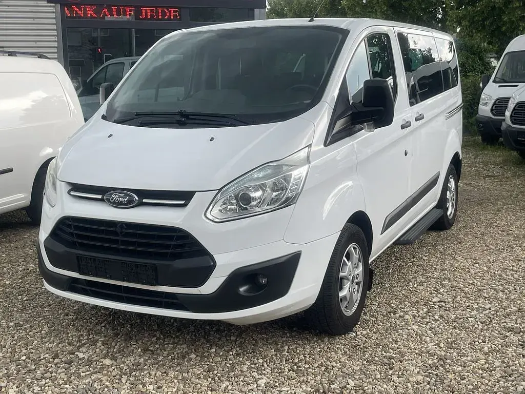 Gebraucht Ford Tourneo Custom Trend 101 PS (74 kW) 2014 Weiß Van
