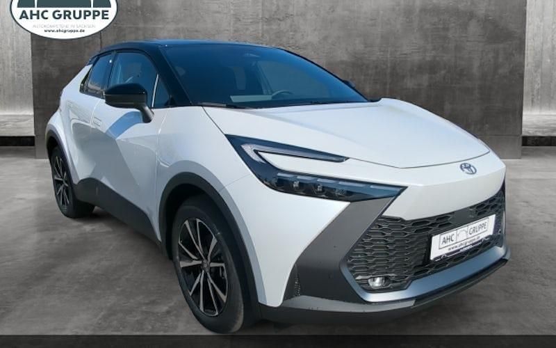 Neu Toyota C-HR 197 PS (144 kW) 2025 Weiß SUV
