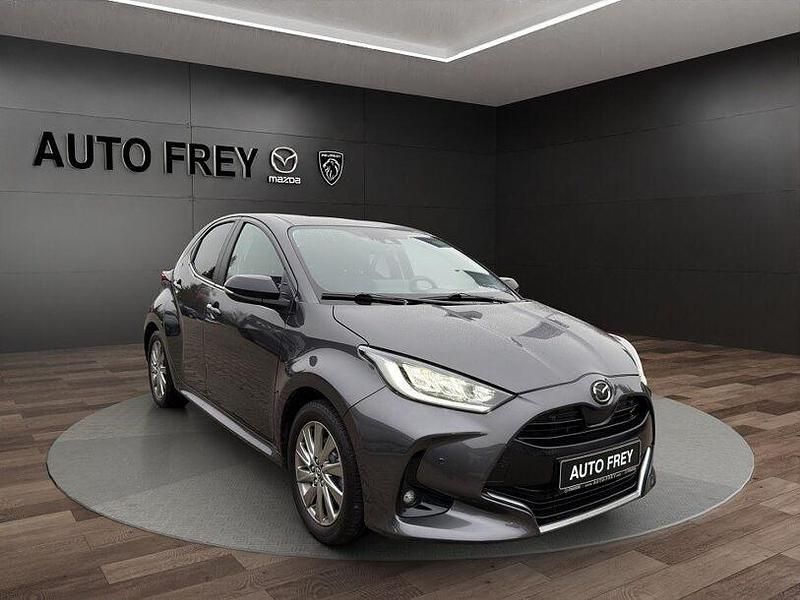 Grau Gebraucht 2022 Mazda 2 Limousine | 19.990 € (Fairer Preis) - Bild 1/3