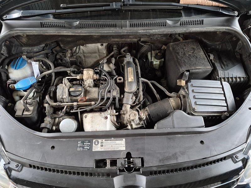 Gebraucht VW Golf VI 105 PS (77 kW) 2010 Schwarz Kleinwagen