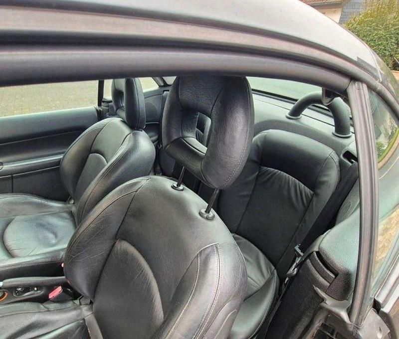 Schwarz Gebraucht 2006 Peugeot 206 CC Platinum Cabrio | 3.000 € (Etwas zu teuer) - Bild 1/4