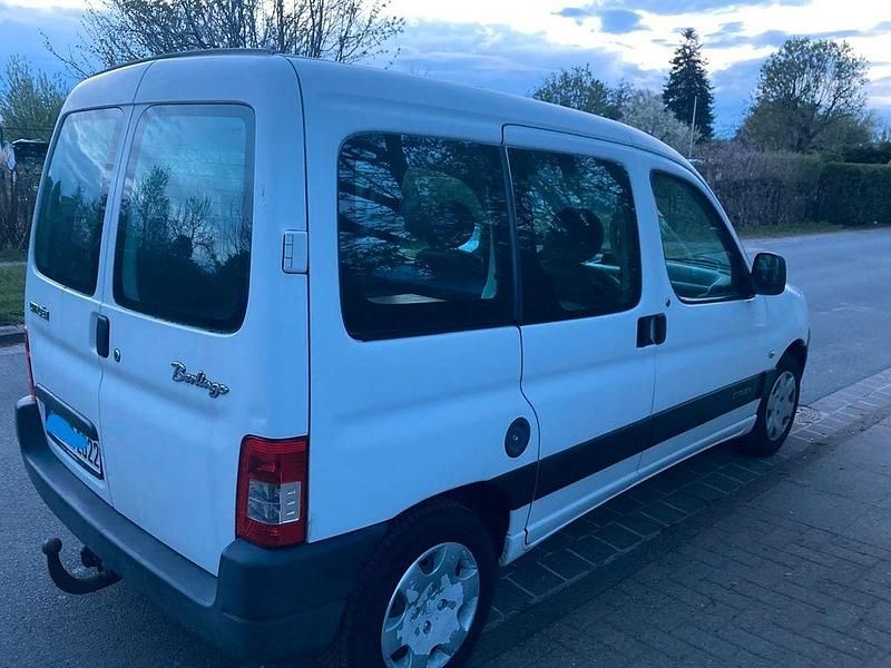 Used Citroën Berlingo First 75 HP (55 kW) 2009 White Minivan