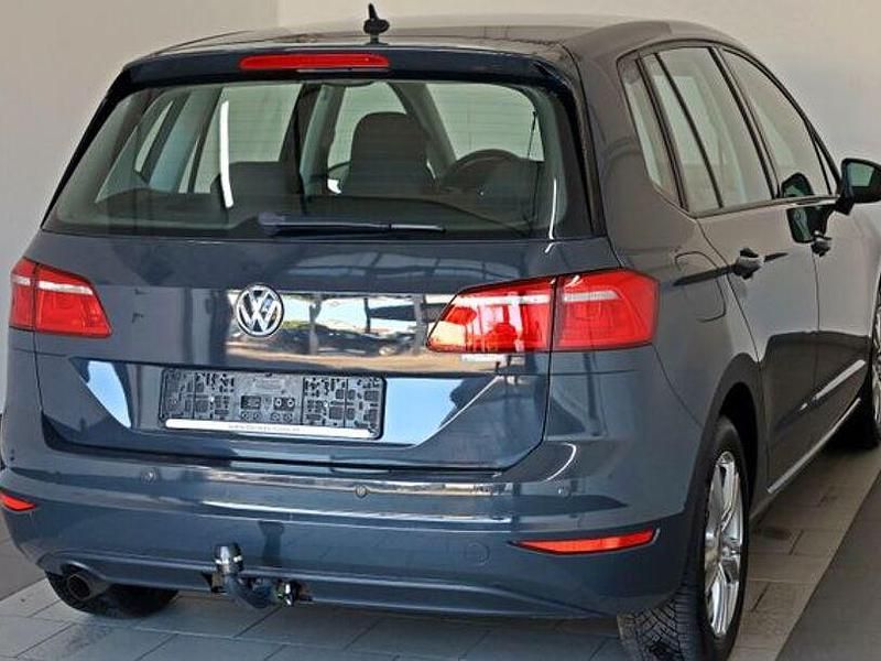 Gebraucht VW Golf VII Trendline 116 PS (85 kW) 2017 Andere Limousine