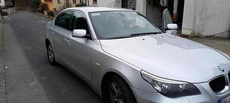 Gebraucht BMW 560L 170 PS (125 kW) 2004 Silber Limousine