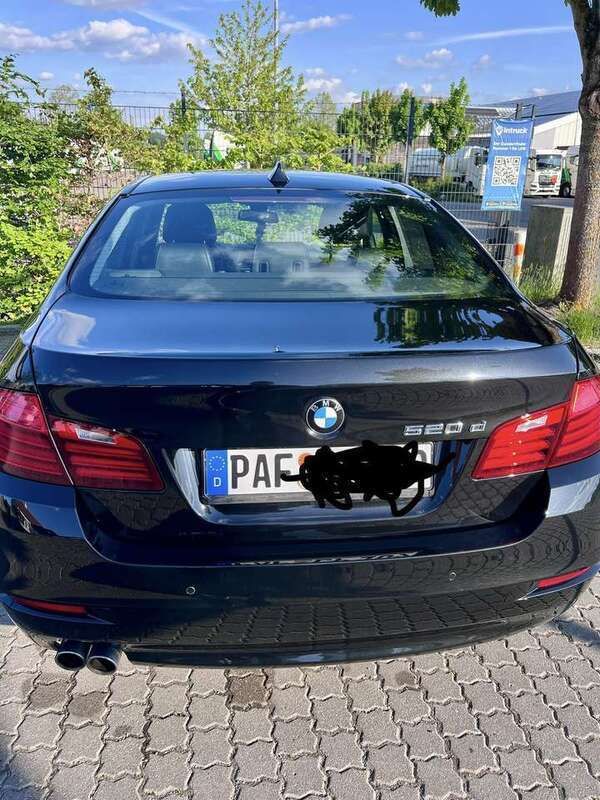 Schwarz Gebraucht 2016 BMW 520 Limousine | 20.499 € (Teuer) - Bild 1/4
