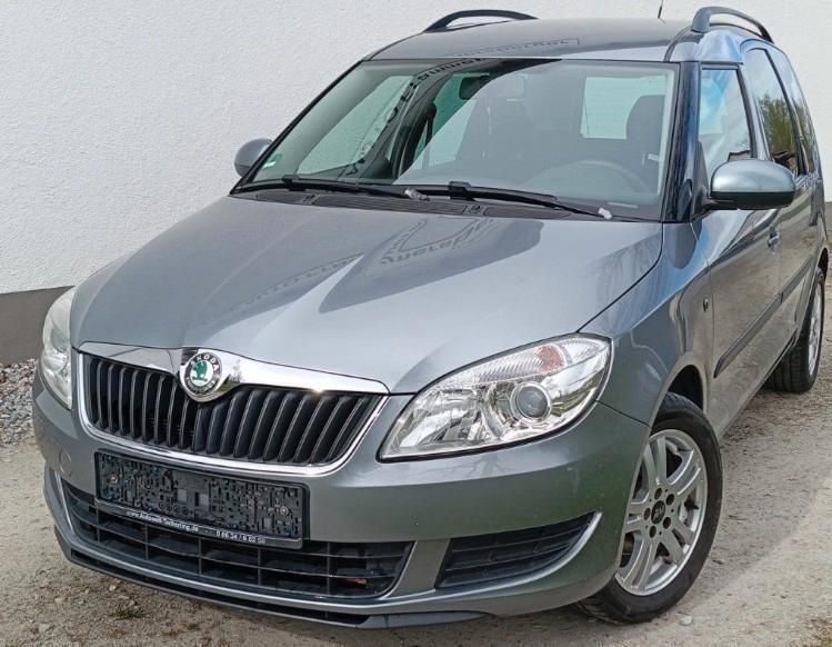 Grau Gebraucht 2010 Skoda Roomster Kombi | 2.500 € (Superpreis) - Bild 1/4