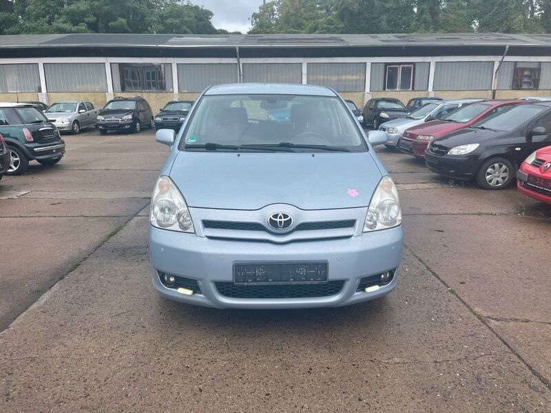 Blau Gebraucht 2007 Toyota Corolla Verso Van / Kleinbus | 3.990 € (Fairer Preis) - Bild 1/4