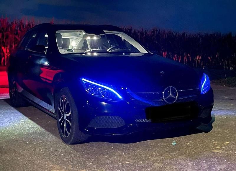 Schwarz Gebraucht 2016 Mercedes C250 Kombi | 13.900 € (Etwas zu teuer) - Bild 1/4