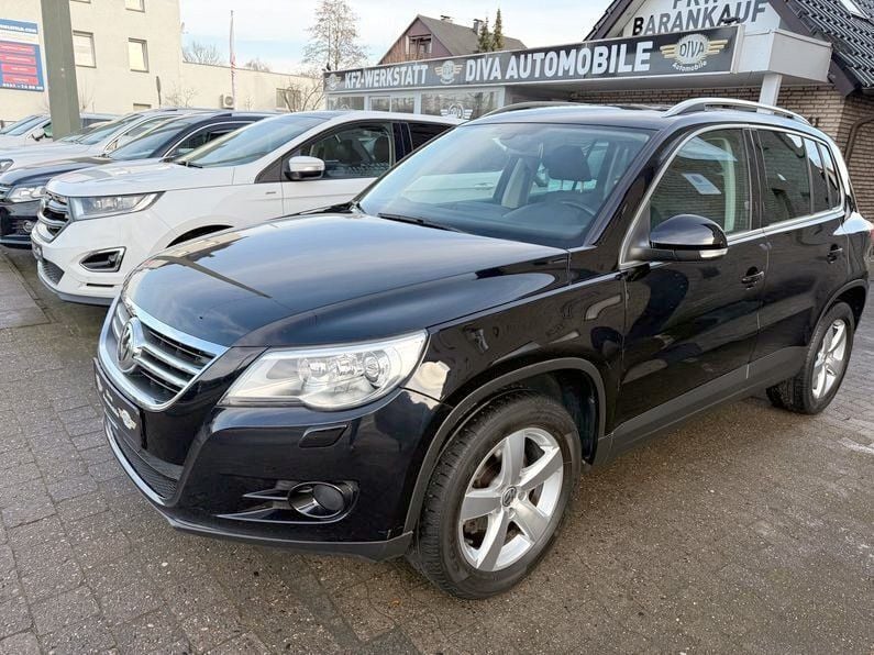Schwarz Gebraucht 2009 VW Tiguan Sportline SUV | 11.999 € (Etwas zu teuer) - Bild 1/4