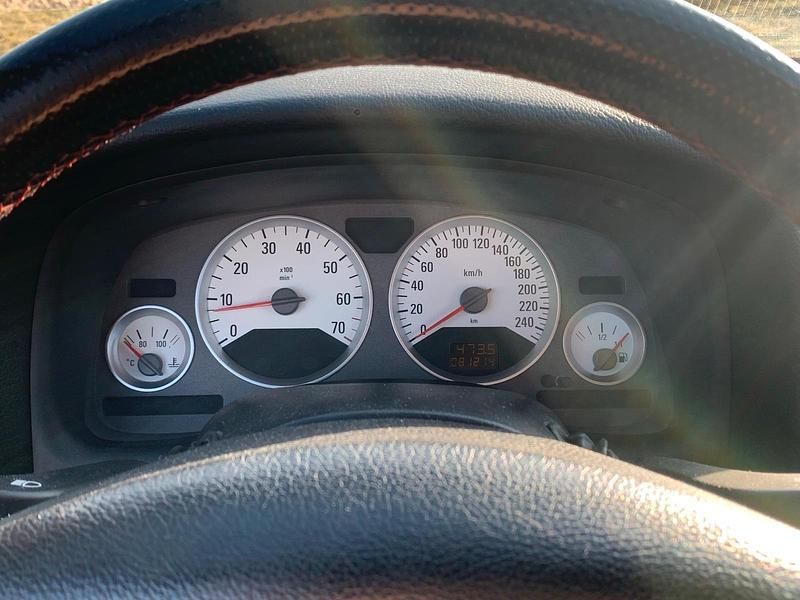 Gebraucht Opel Astra Cabriolet 147 PS (108 kW) 2002 Schwarz Cabrio