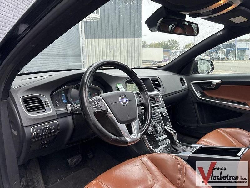 Gebraucht Volvo V60 Summum 286 PS (210 kW) 2013 Schwarz Kombi