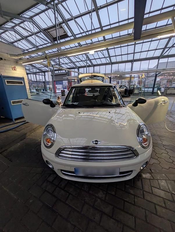 Gebraucht Mini One D 90 PS (66 kW) 2010 Weiß Kleinwagen