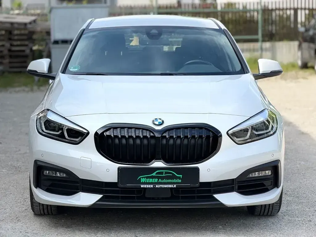 Gebraucht BMW 116 Advantage 109 PS (80 kW) 2022 Weiß Kleinwagen