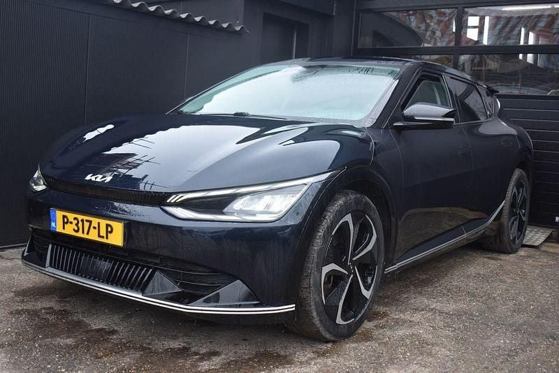 Blau Gebraucht 2022 Kia EV6 Plus SUV | 15.065 € (Superpreis) - Bild 1/1