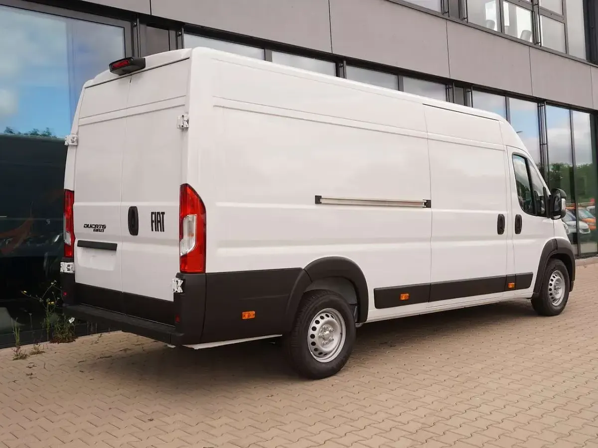 Neu Fiat Ducato 179 PS (131 kW) 2026 Weiß Van