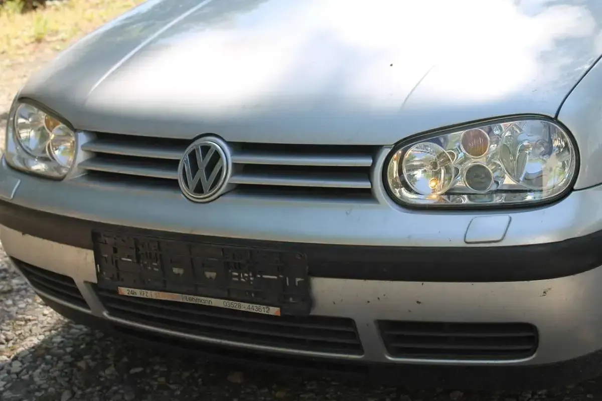 Gebraucht VW Golf IV 75 PS (55 kW) 2001 Silber Limousine
