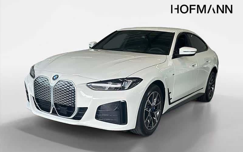 Weiß Neu 2025 BMW i4 Comfort Edition Limousine | 51.925 € - Bild 1/4