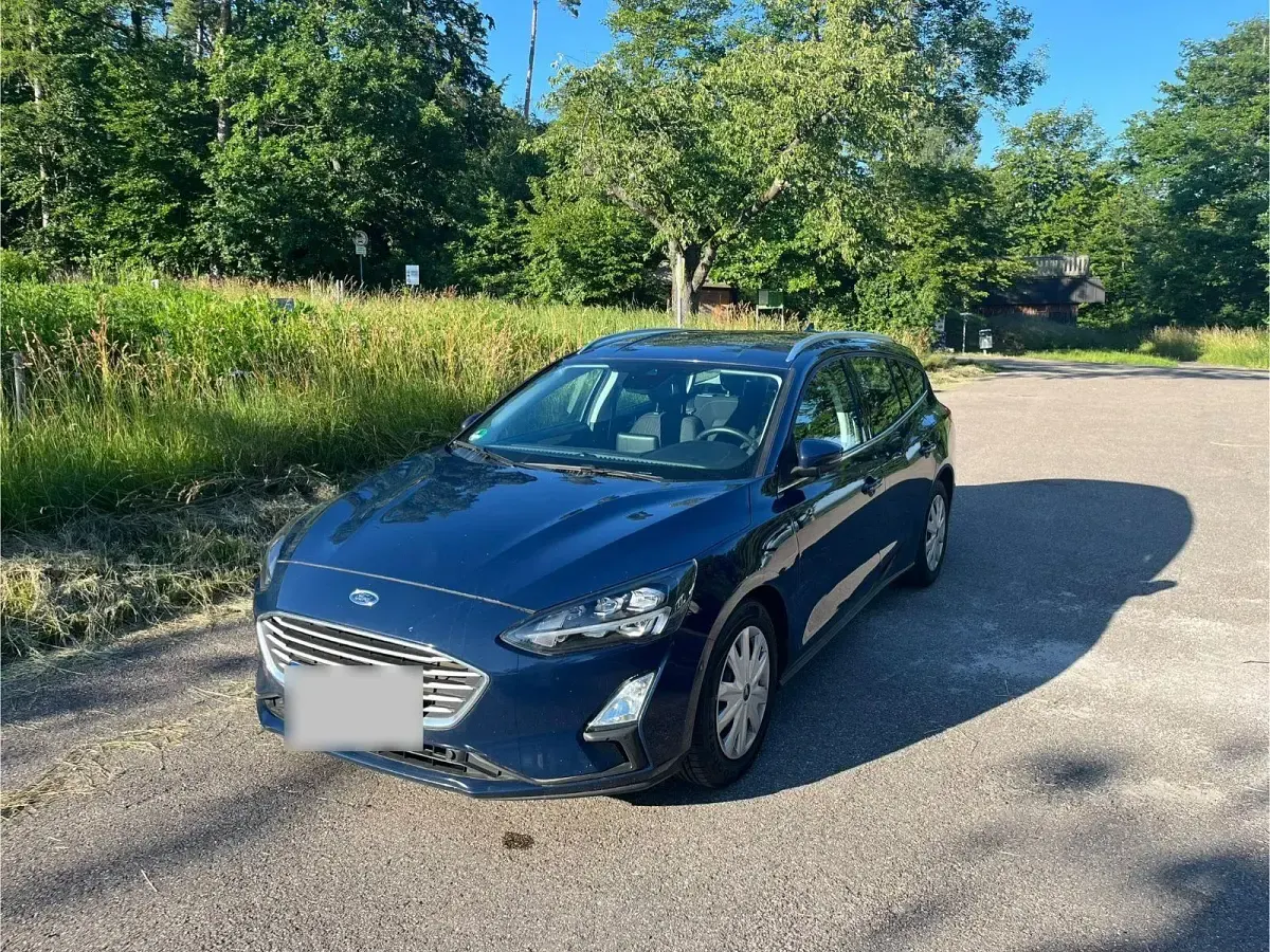 Gebraucht Ford Focus Cool & Connect 95 PS (69 kW) 2020 Blau Kombi