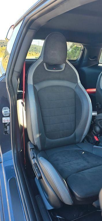 Usata Mini John Cooper Works 306 CV (225 kW) 2020 Viola Utilitaria