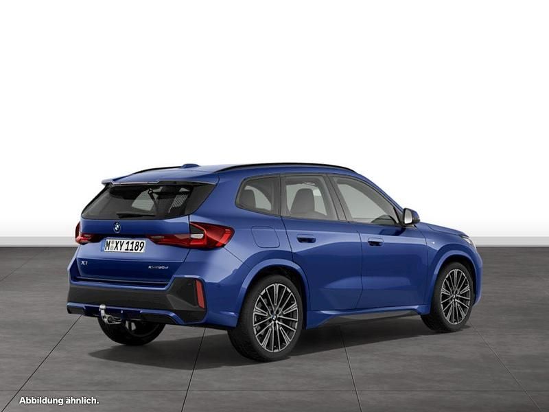 Blau Gebraucht 2025 BMW X1 M Sport SUV | 52.046 € (Etwas zu teuer) - Bild 1/3