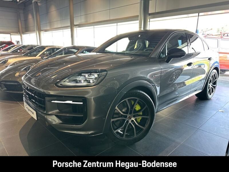 Quarzitgraumetallic Neu 2025 Porsche Cayenne S E-Hybrid Coupe Sport Coupé | 161.452 € - Bild 1/4