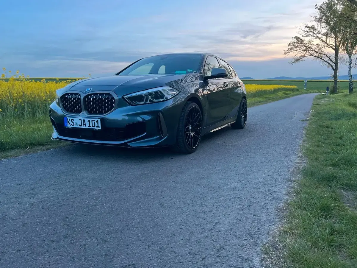 Usata BMW M135 M Performance 306 CV (225 kW) 2020 Andere farben Utilitaria
