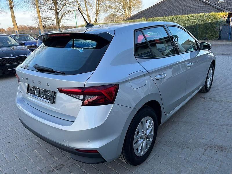 Gebraucht Skoda Fabia Selection 80 PS (58 kW) 2024 Silber Kleinwagen