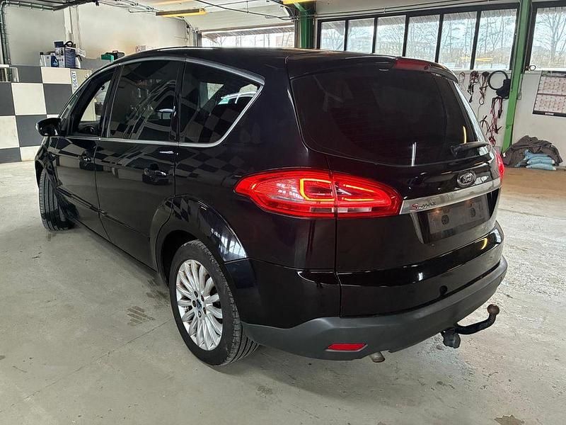 Gebraucht Ford S-MAX Titanium 145 PS (106 kW) 2010 Schwarz Van / Kleinbus