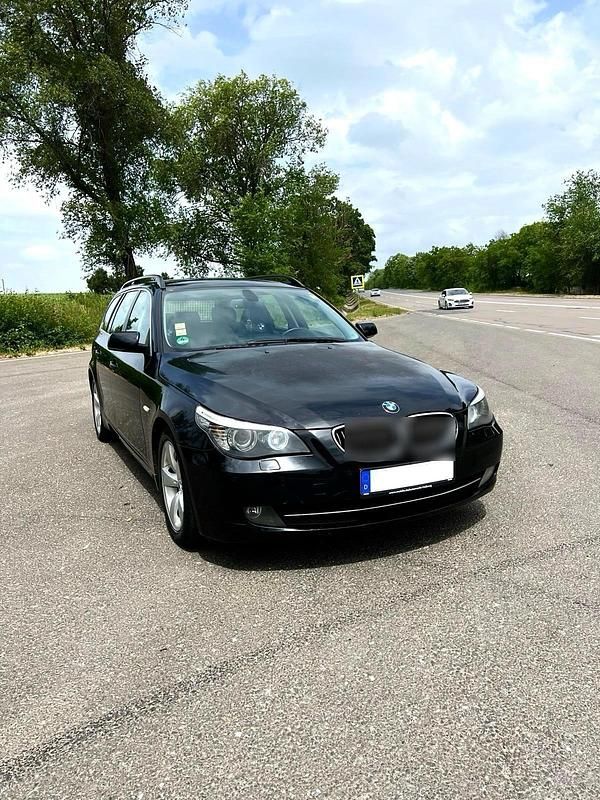 Schwarz Gebraucht 2007 BMW 525 Kombi | 4.400 € (Guter Preis) - Bild 1/4