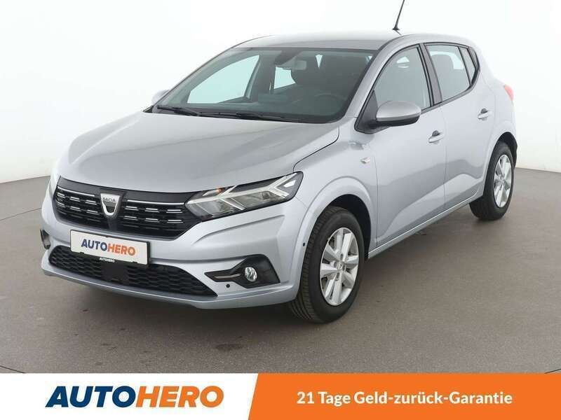 Silber Gebraucht 2023 Dacia Sandero Comfort Kleinwagen | 15.610 € (Fairer Preis) - Bild 1/3