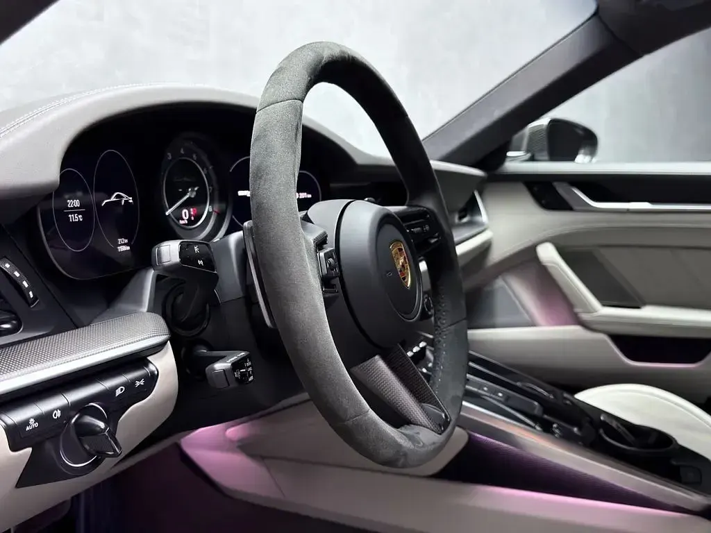 Gebraucht Porsche 992 650 PS (478 kW) 2023 Tiefschwarz Coupé