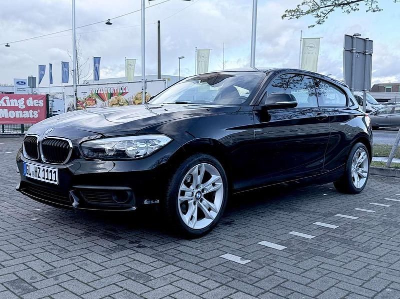 Gebraucht BMW 116 109 PS (80 kW) 2018 Schwarz Kleinwagen