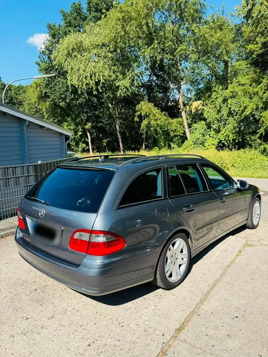 Gebraucht Mercedes E220 Avantgarde 170 PS (125 kW) 2008 Grau Kombi
